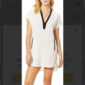 Astr V-neck Crepe Shift Dress